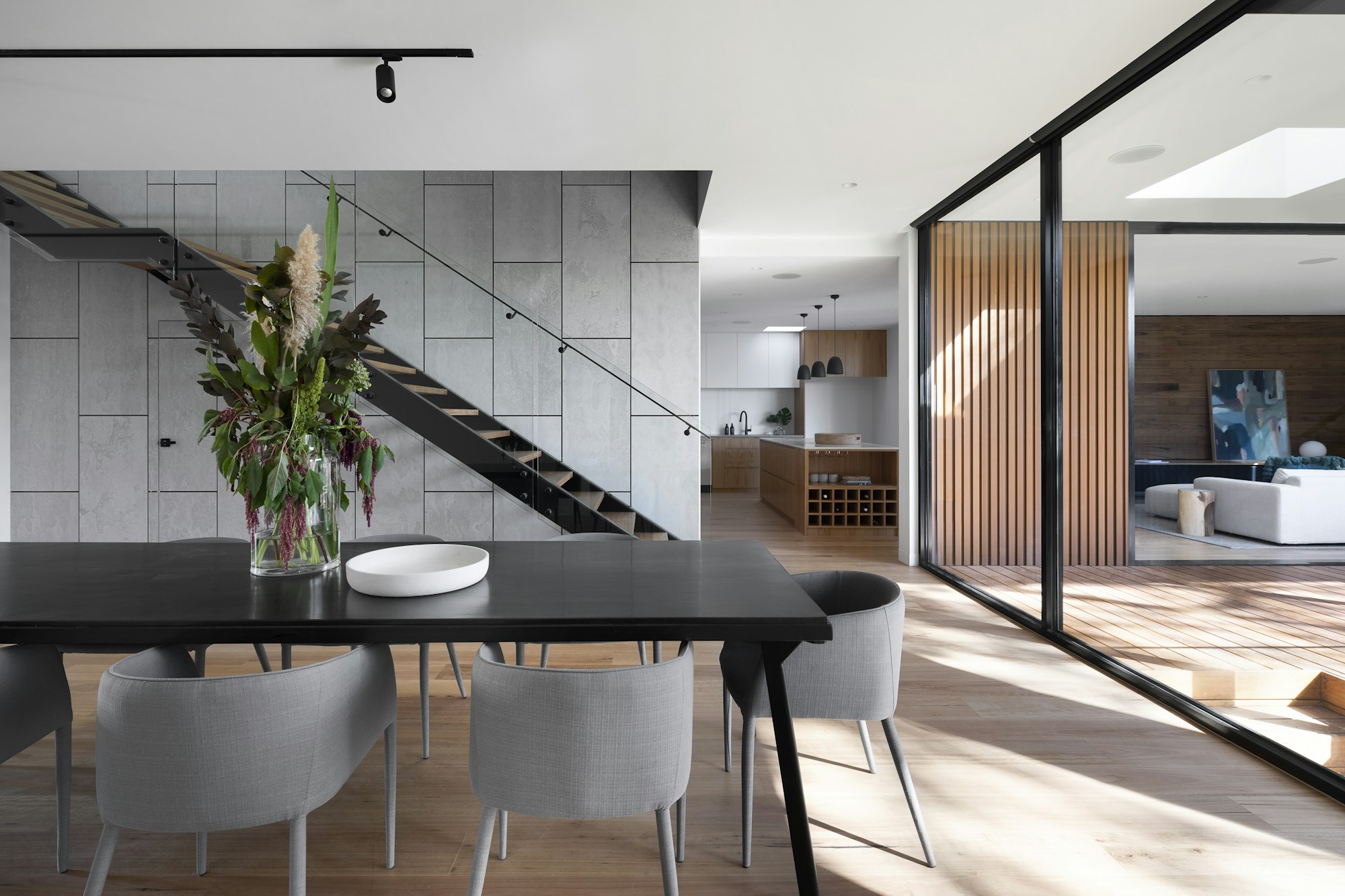 Modern cam balkon uygulaması