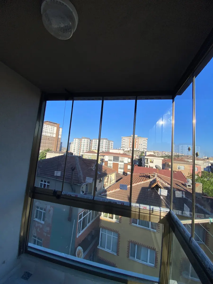 Isıcamlı Cam Balkon Montajı — Taşdelen
