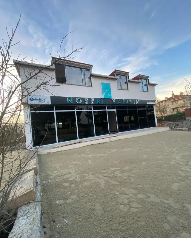 Kompozit Cephe Kaplama Rehberi: Çeşitler, Uygulama ve Bakım