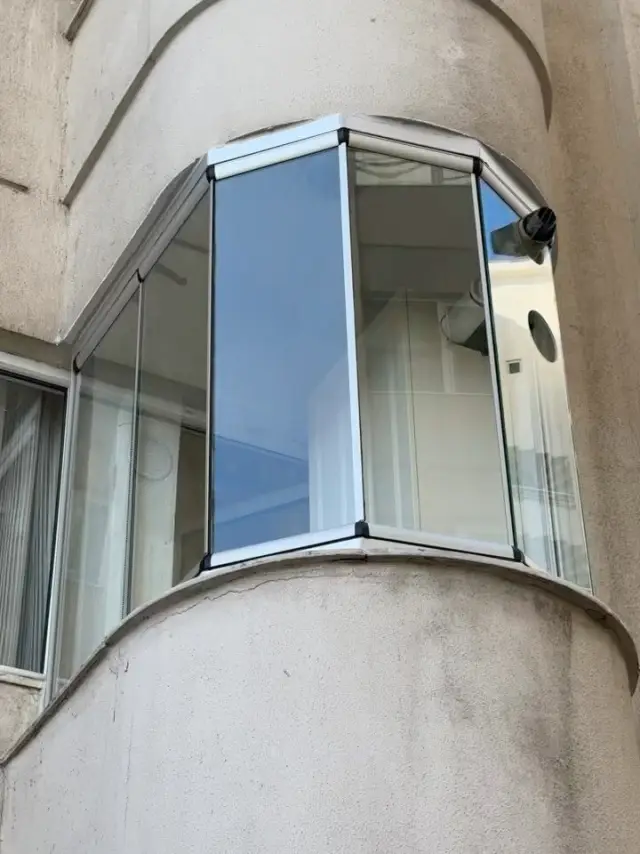 Madenler cam balkon uygulaması