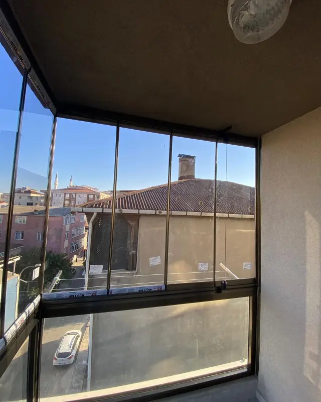 Maltepe cam balkon uygulaması